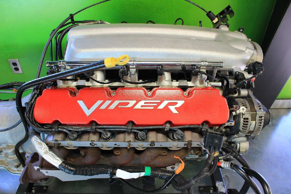 2005 Dodge RAM SRT10 V10 Automatic - 500hp